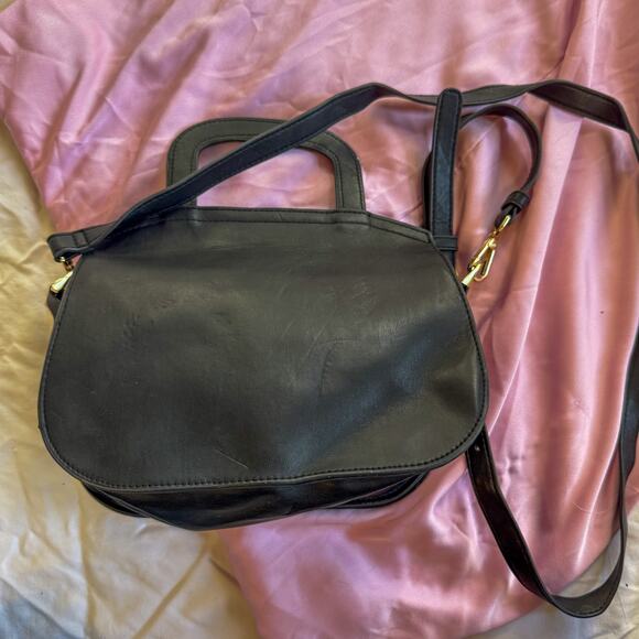 4-Piece Maximal Handbag Bundle Apt. 9 Color Block Tote, Belt Bag, Crossbody Lot - Picture 7 of 14